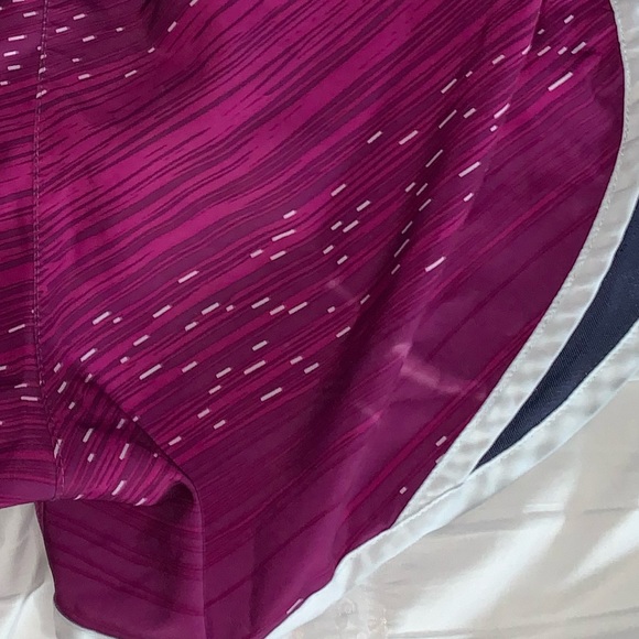 3 for 22! 💎 Nike Dri-Fit Woman’s Shorts - Picture 3 of 4